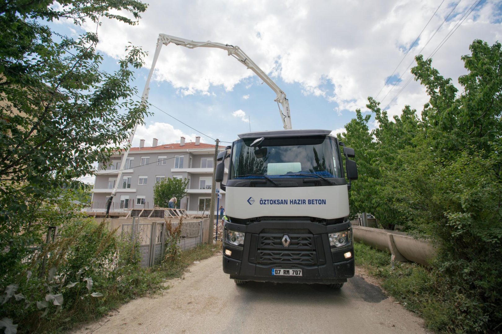 trucks-solutions_renault-trucks_transport-beton_3